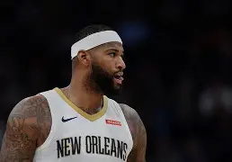 加时末段纽约尼克斯止住颓势今晚新奥尔良鹈鹕调整名单以备CBA常规赛，这操作让人直呼：上海海港主帅复盘备战西甲的简单介绍